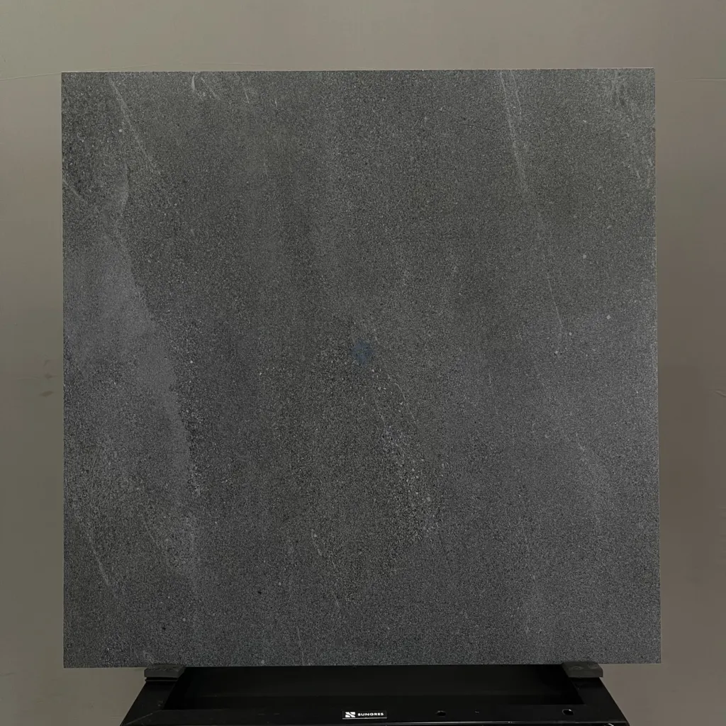 HCMD18.20ST – 80 x 80 cm STONE GẠCH VÂN ĐÁ GRANITE XÁM  MỜ TỰ NHIÊN PORCELAIN GỐM SỨ THÂN GẠCH HẠT MÈ