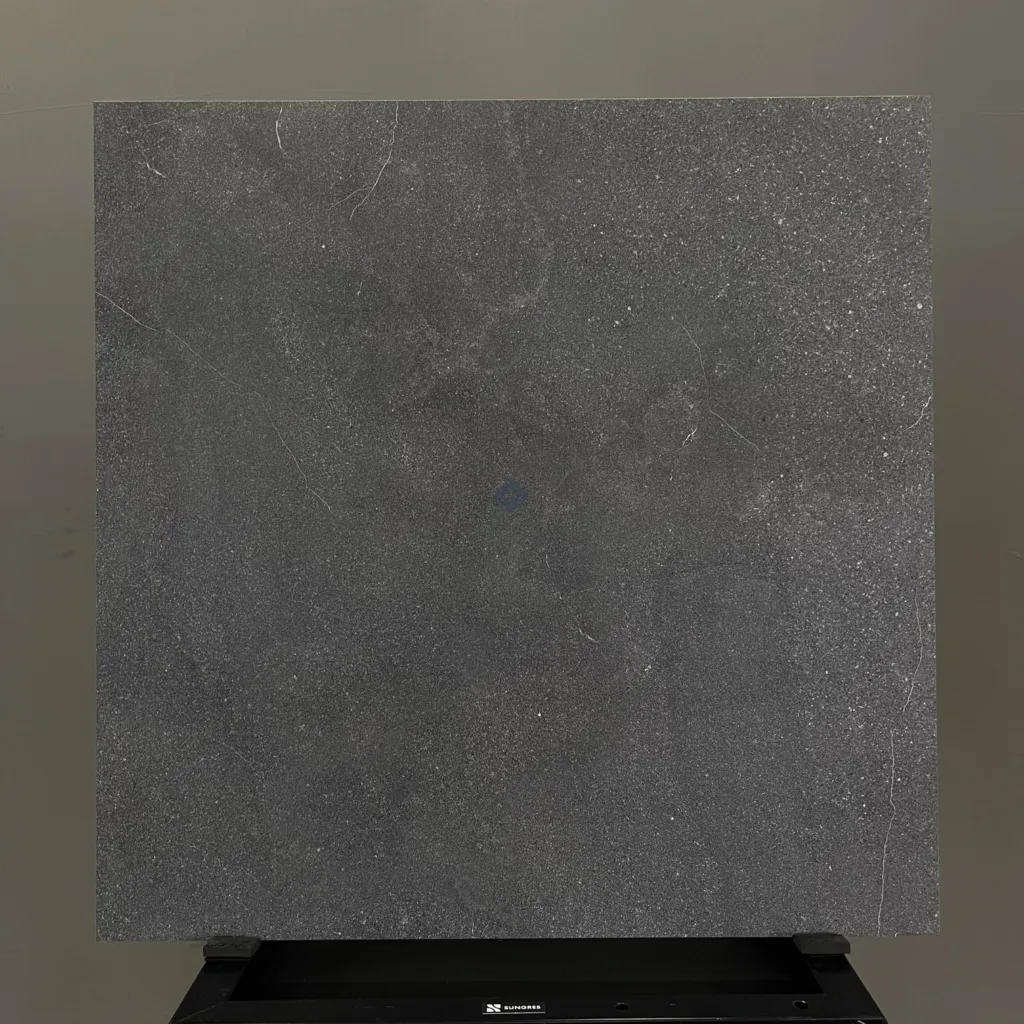 HCMD18.22ST – 80 x 80 cm STONE GẠCH VÂN ĐÁ GRANITE XÁM  MỜ TỰ NHIÊN PORCELAIN GỐM SỨ THÂN GẠCH HẠT MÈ