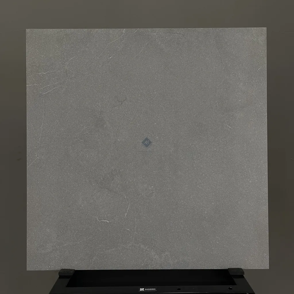 HCMD18.23ST – 80 x 80 cm STONE GẠCH VÂN ĐÁ GRANITE XÁM  MỜ TỰ NHIÊN PORCELAIN GỐM SỨ THÂN GẠCH HẠT MÈ