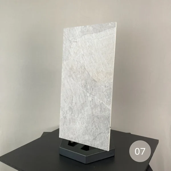 Khám Phá Bộ Sưu Tập Gạch Ốp Tường Mờ 30x60cm: Đỉnh Cao Thẩm Mỹ Cho Không Gian Hiện Đại