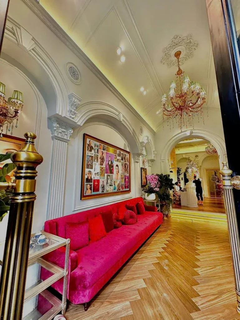 Dự Án Gạch Vân Gỗ Xương Cá Tại Nha Khoa Nice Smile Hà Nội